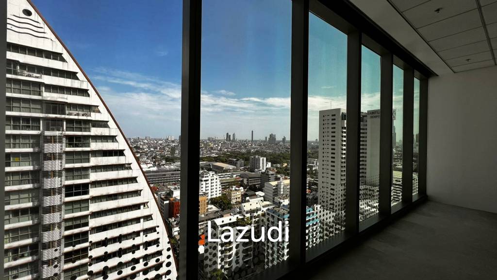 Prime Office Space in AIA Sathorn Tower in Bangkok