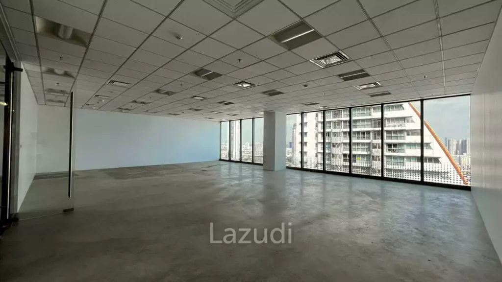 Prime Office Space in AIA Sathorn Tower in Bangkok