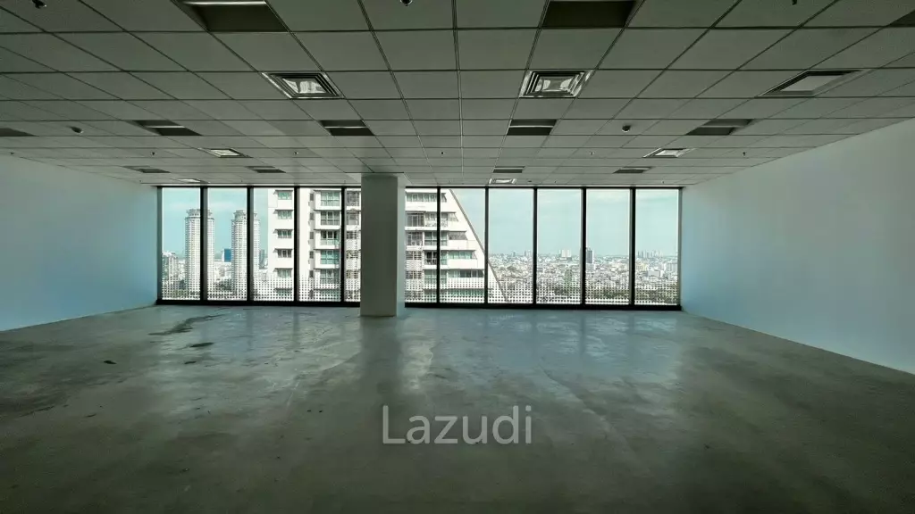 Prime Office Space in AIA Sathorn Tower in Bangkok
