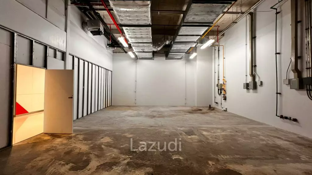 Retail For Rent At AIA Tower