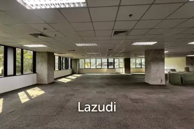 Office For Rent At Harindhorn Building