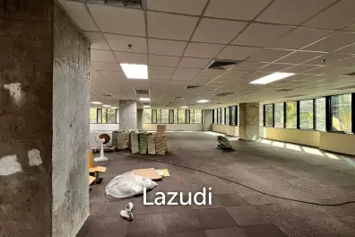 Office For Rent At Harindhorn Building