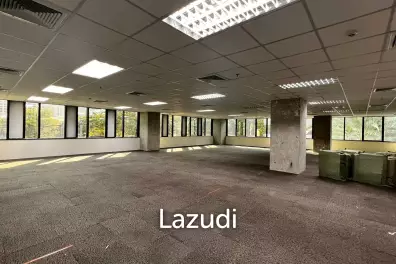 Office For Rent At Harindhorn Building