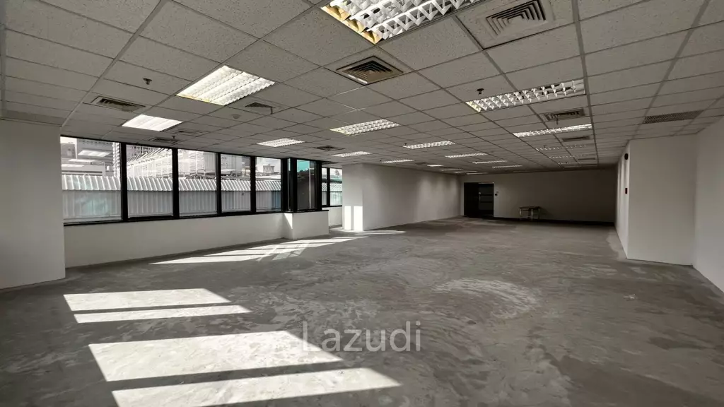 Office For Rent At Harindhorn Building