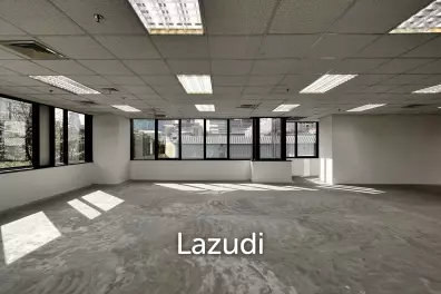 Office For Rent At Harindhorn Building