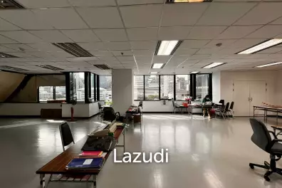 Office For Rent At Harindhorn Building