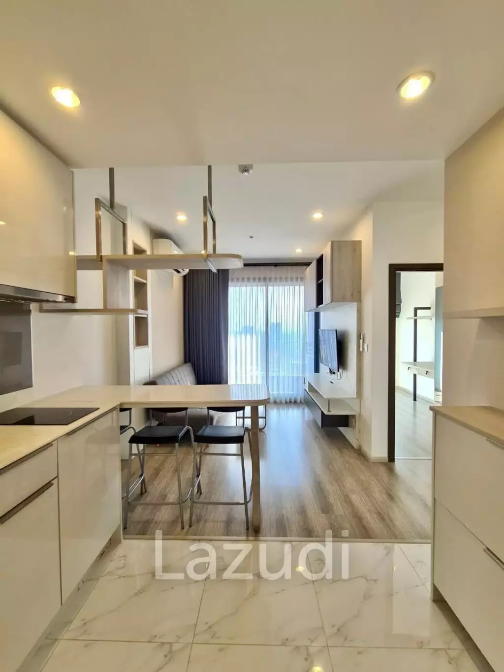 1 Bed 1 Bath 53 SQ.M IDEO Mobi Sukhumvit 66