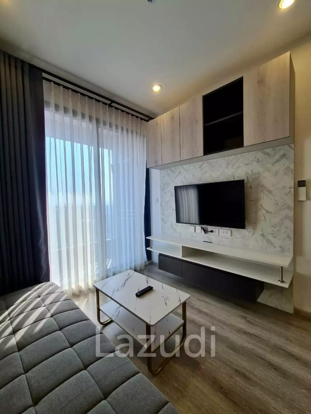1 Bed 1 Bath 53 SQ.M IDEO Mobi Sukhumvit 66