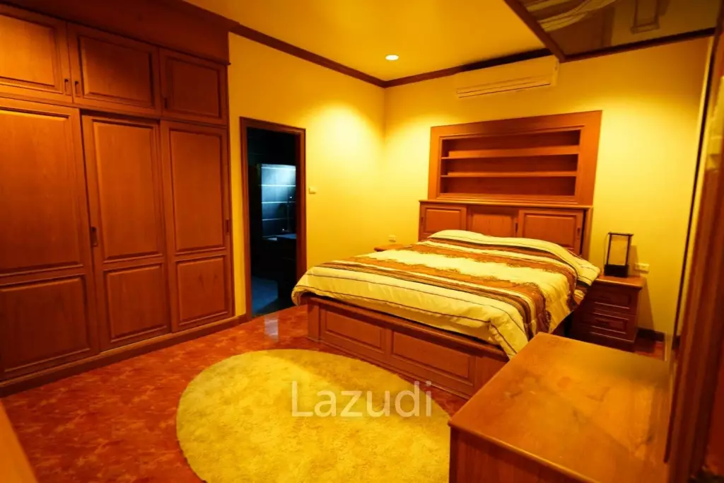 3 Bedroom Pool Villa in Soi Siam Country Club