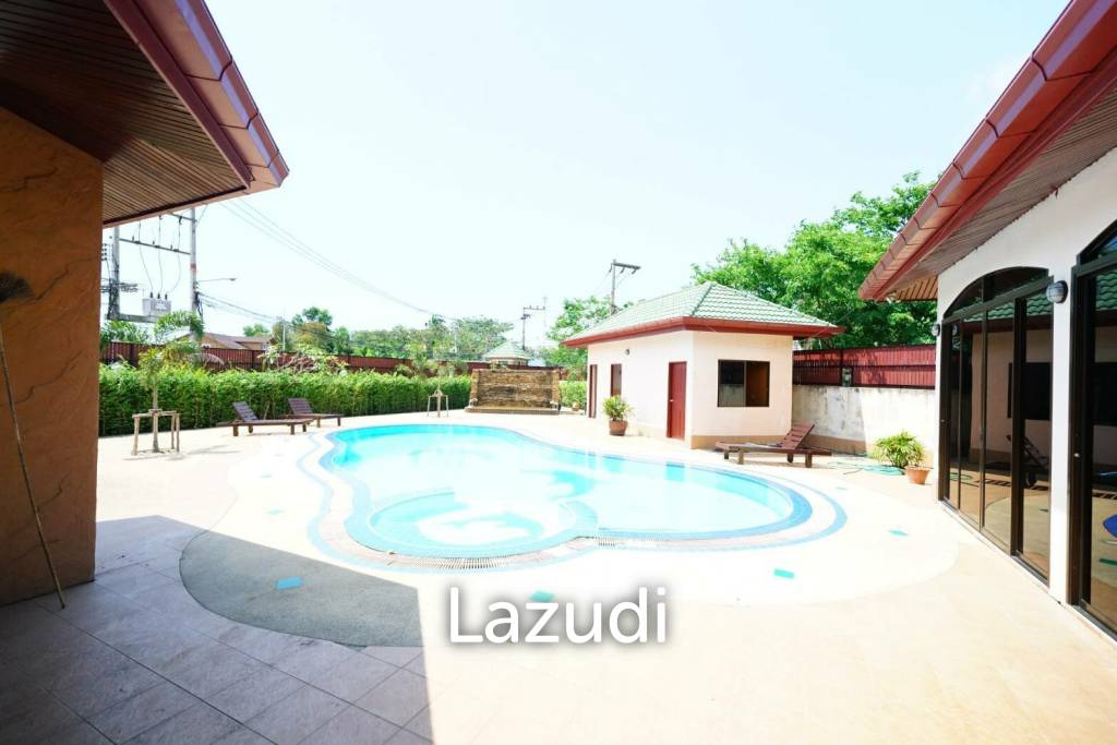 3 Bedroom Pool Villa in Soi Siam Country Club