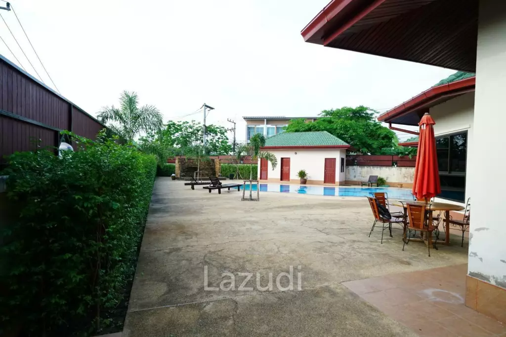 3 Bedroom Pool Villa in Soi Siam Country Club