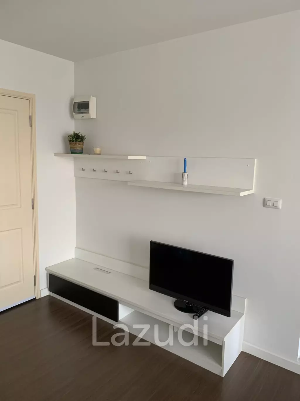 BAAN KUN KOEY : Studio room condo with Pool View