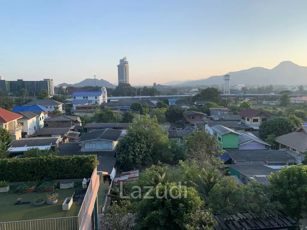 BAAN KUN KOEY : Studio room condo with Pool View