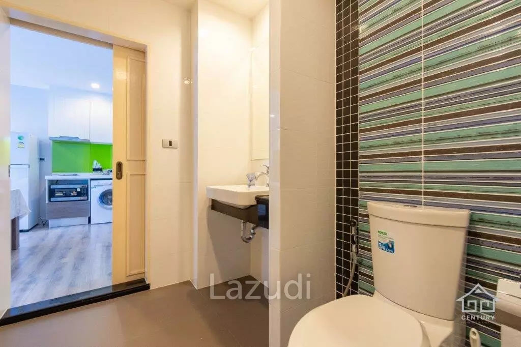 SANTORA :  Well presented 2 bed condo with pool view