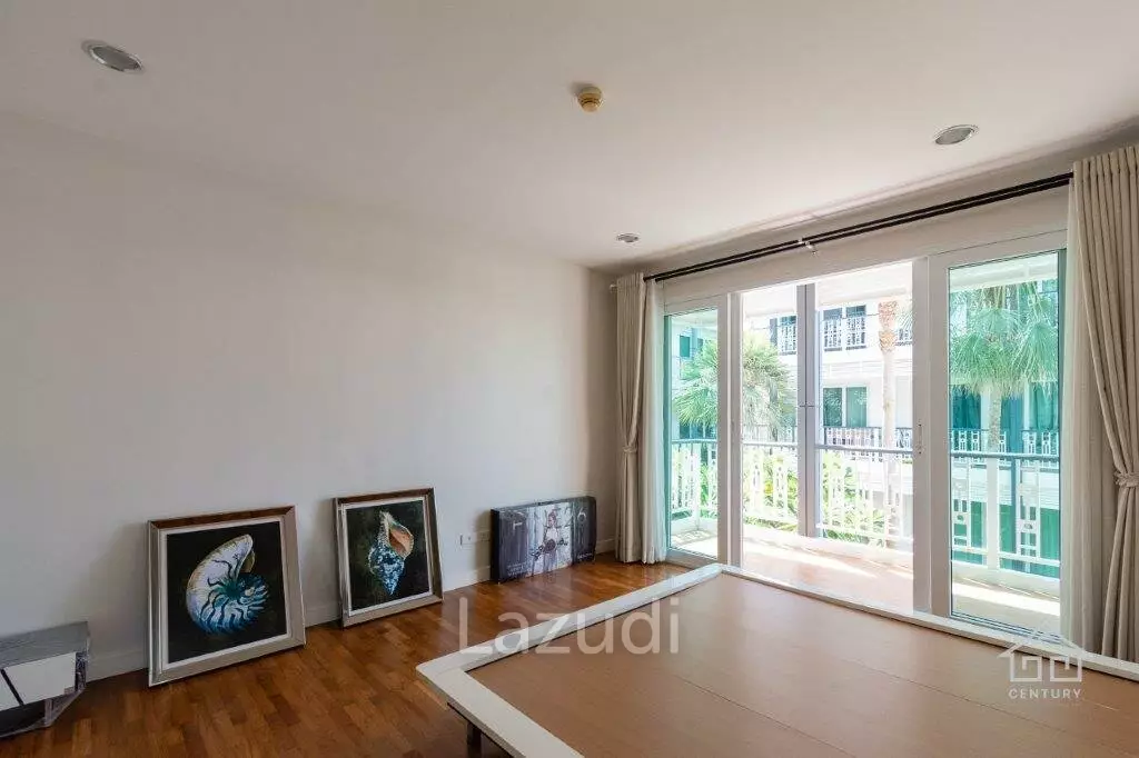 BAAN PLAI HAAD KAO : 2 bed condo on building close to the beach