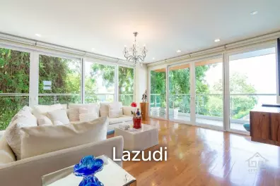 Beautiful Sea views 4 bed beach front condo on Luxury complex