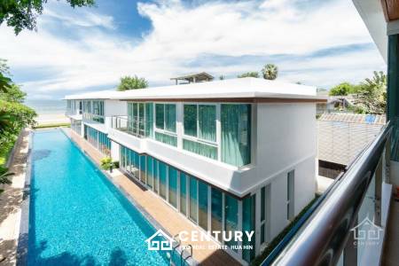 Beautiful Sea views 4 bed beach front condo on Luxury complex