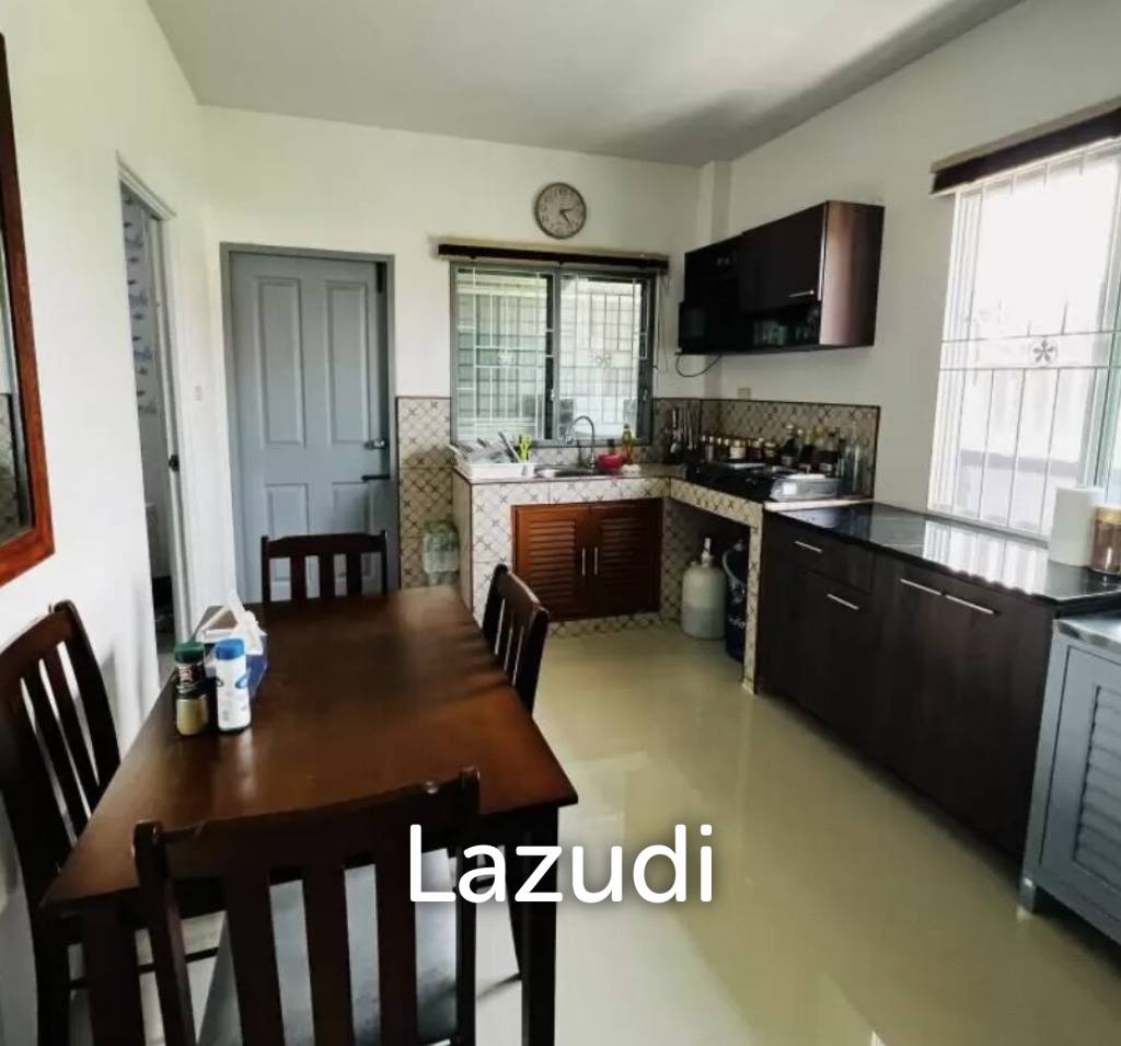 3 Bed Detached House for Sale in Pran Buri close to Makro and Tesco Lotus