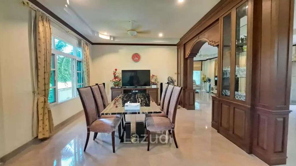 2 Storeys House with Swimming Pool