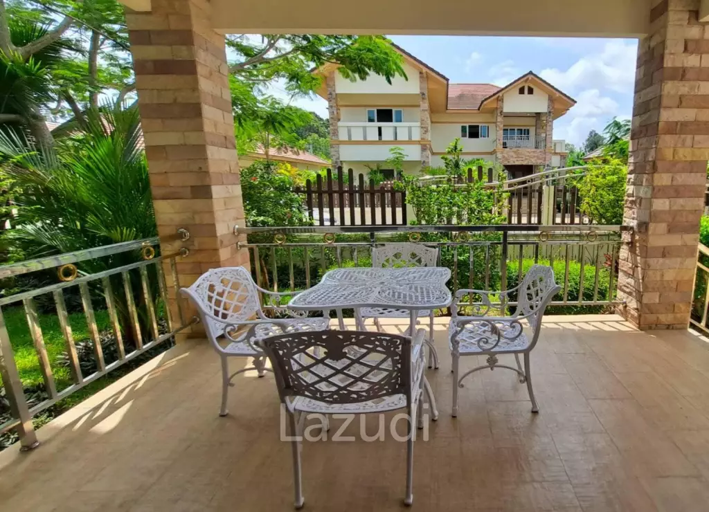 2 Storeys House with Swimming Pool