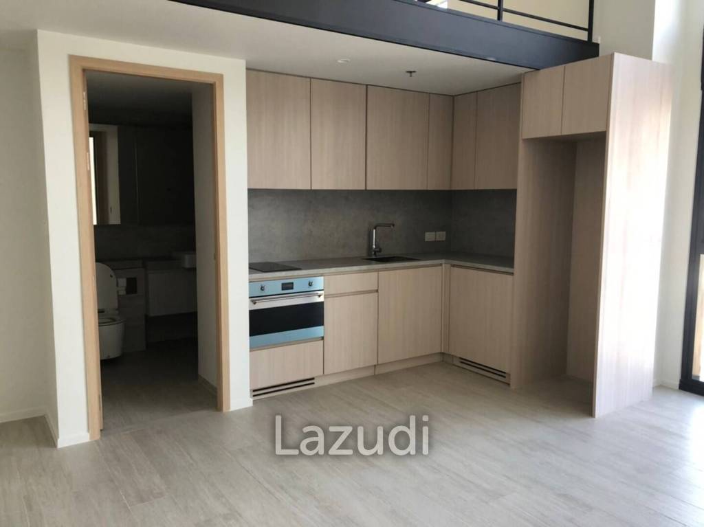 1  bedroom condo for sale with tenant at The Lofts Silom