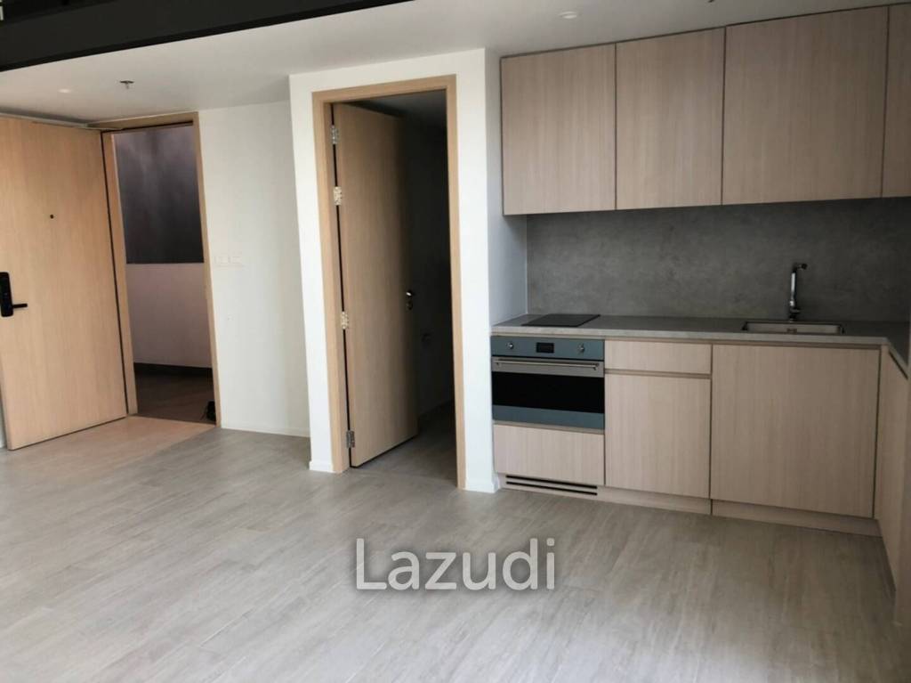 1  bedroom condo for sale with tenant at The Lofts Silom