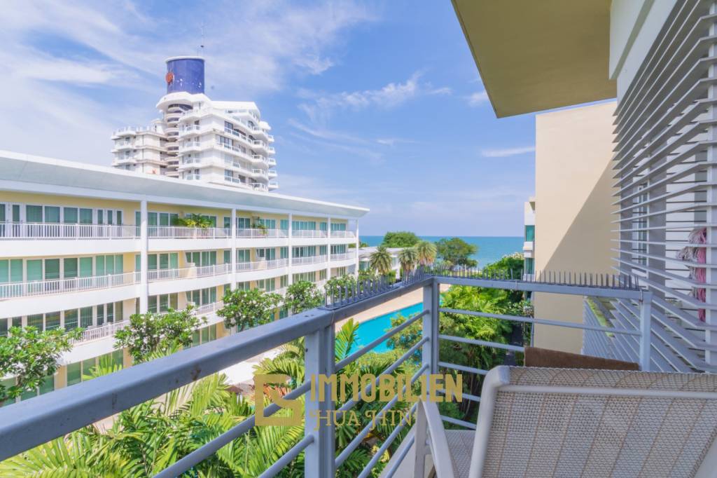 Baan Sanpluem: 2 Bedroom Beachside Condo