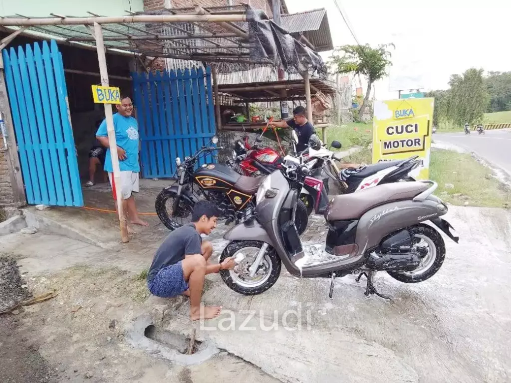 Rumah Dijual BU Pinggir Jalan + Tempat Usaha di Cilacap Dekat Bandara Tunggul Wulung Cilacap, Pasar Jeruklegi Cilacap