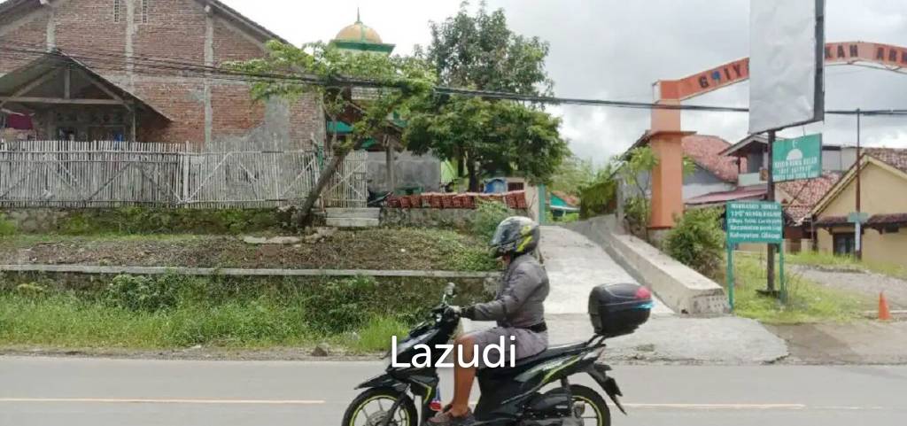 Rumah Dijual BU Pinggir Jalan + Tempat Usaha di Cilacap Dekat Bandara Tunggul Wulung Cilacap, Pasar Jeruklegi Cilacap