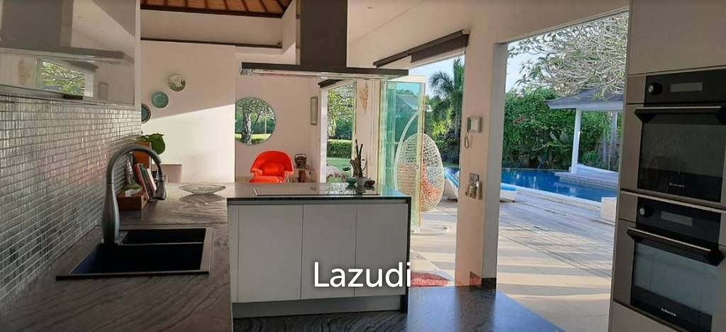 Amazing Freehold Villa 4 bedrooms furnished in Pecatu Bali