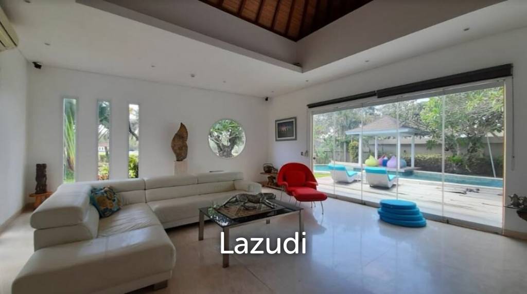 Amazing Freehold Villa 4 bedrooms furnished in Pecatu Bali
