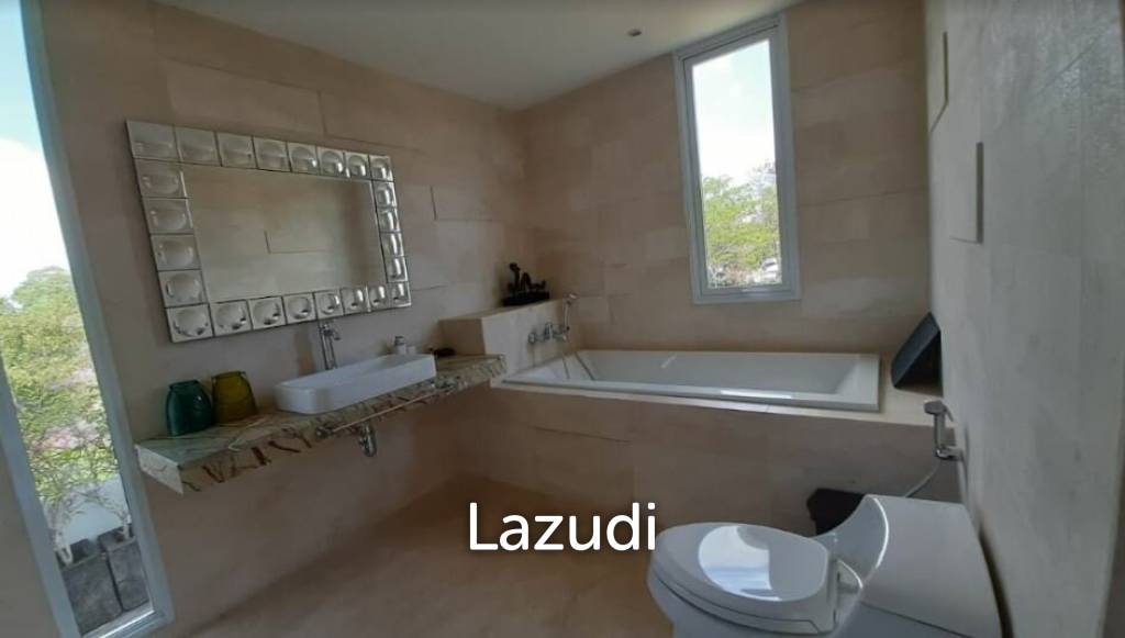 Amazing Freehold Villa 4 bedrooms furnished in Pecatu Bali
