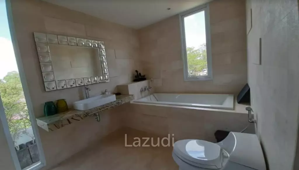 Amazing Freehold Villa 4 bedrooms furnished in Pecatu Bali