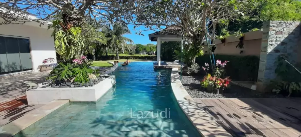 Amazing Freehold Villa 4 bedrooms furnished in Pecatu Bali