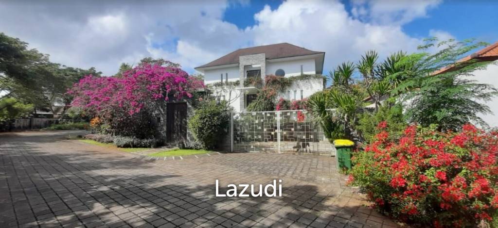 Amazing Freehold Villa 4 bedrooms furnished in Pecatu Bali