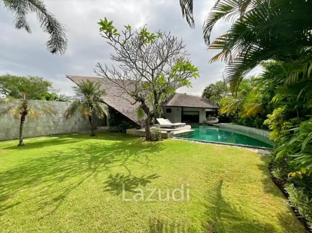Beautiful Leasehold resort living in Seminyak Badung Bali