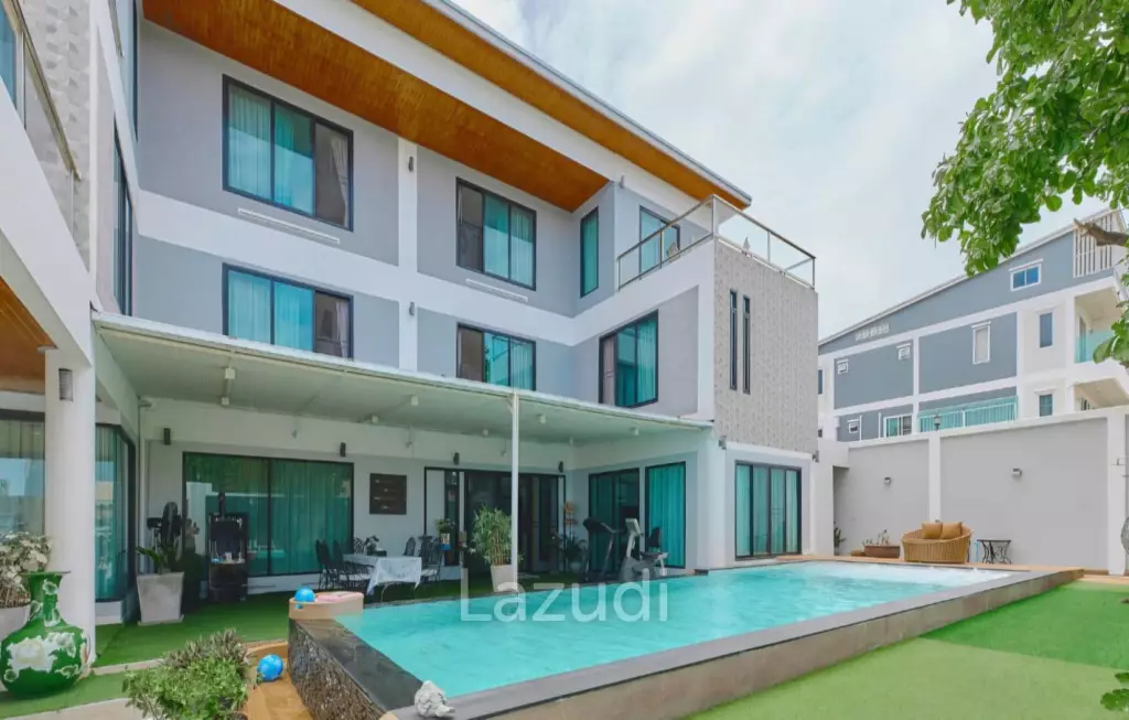 5 Bed Luxury Private Pool Villa in Khao Talo