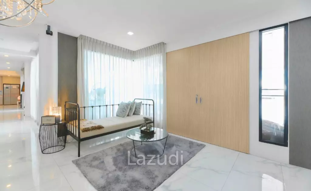 5 Bed Luxury Private Pool Villa in Khao Talo