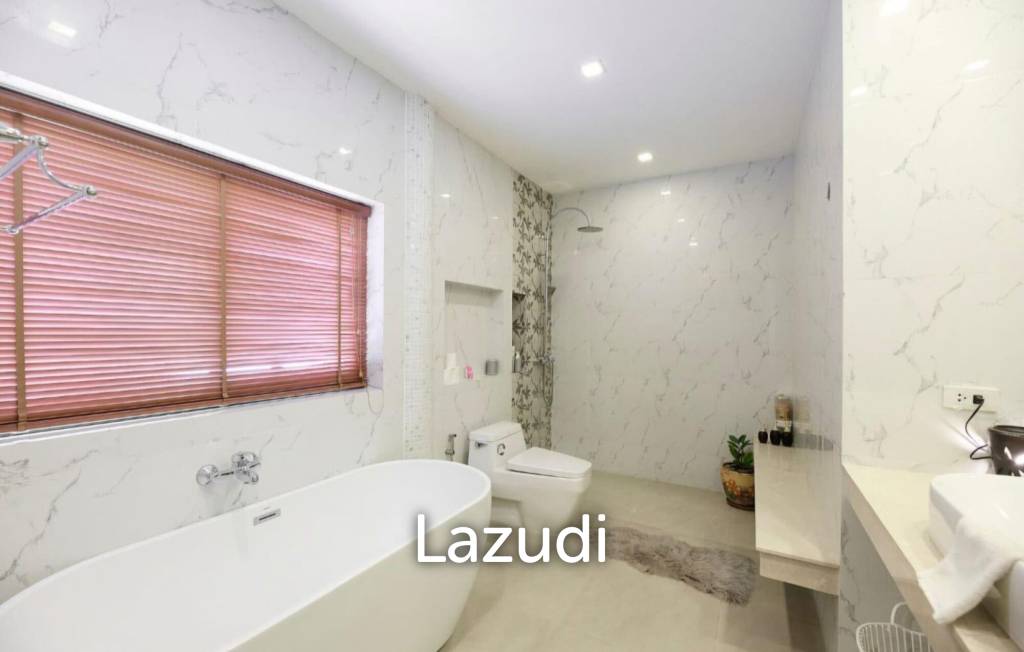 5 Bed Luxury Private Pool Villa in Khao Talo