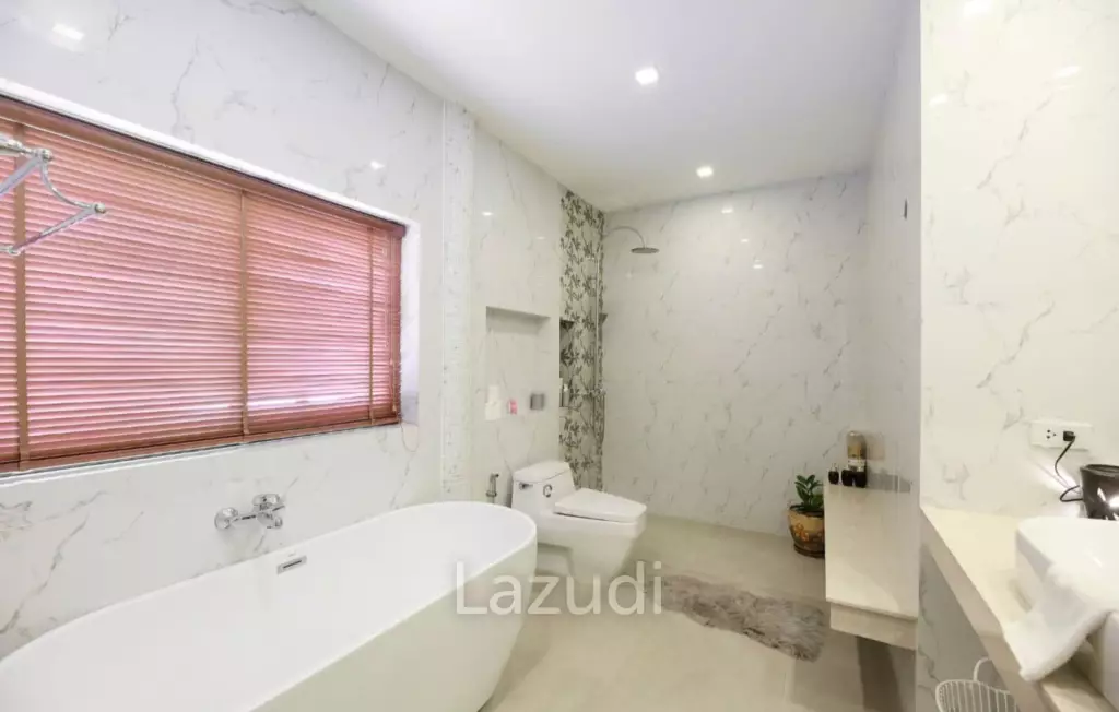 5 Bed Luxury Private Pool Villa in Khao Talo