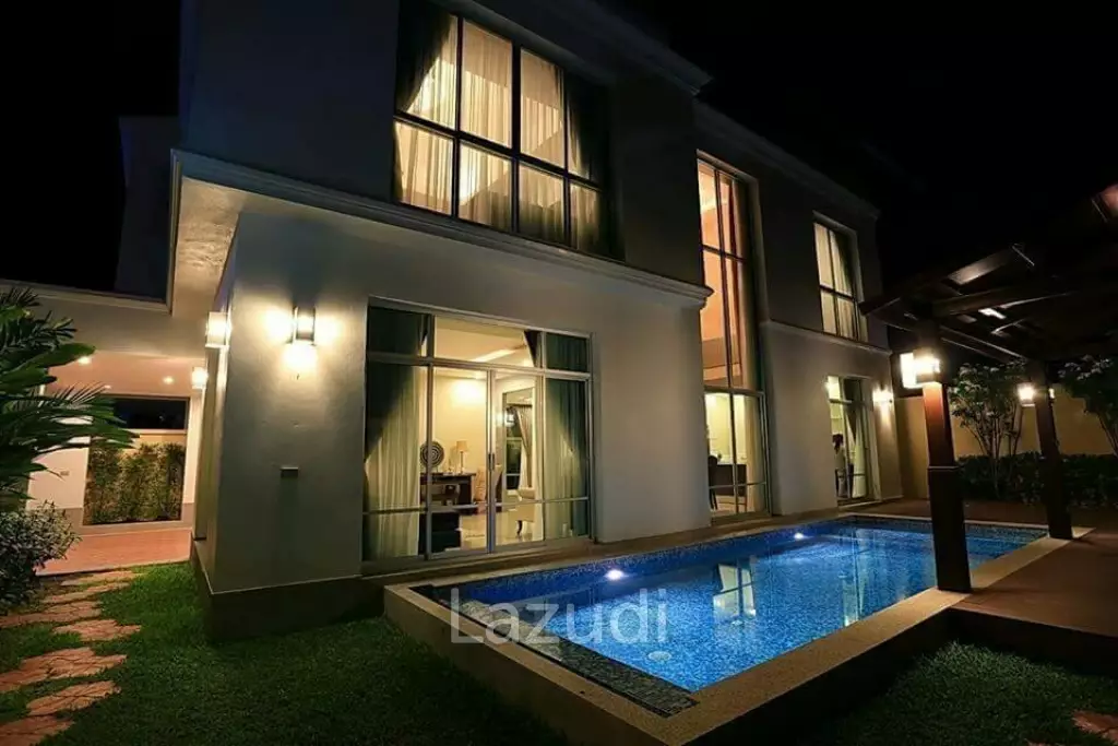 4 Bed 320 SQ.M Pool Villa in North Pattaya