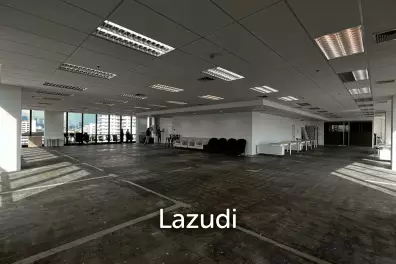Office For Rent At Pipatanasin Building
