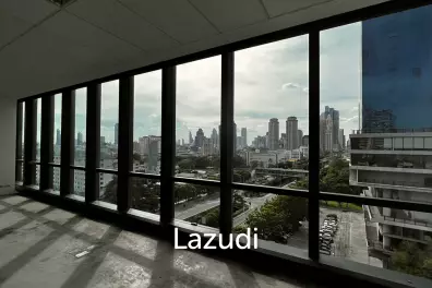 Office For Rent At Pipatanasin Building