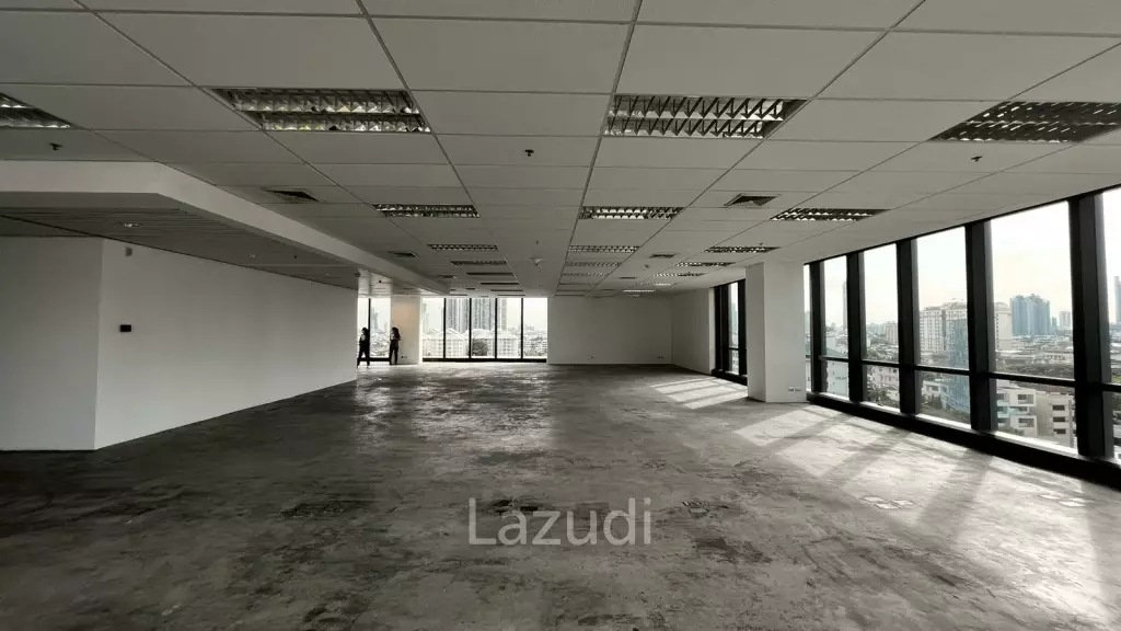 Office For Rent At Pipatanasin Building