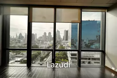 Office For Rent At Pipatanasin Building