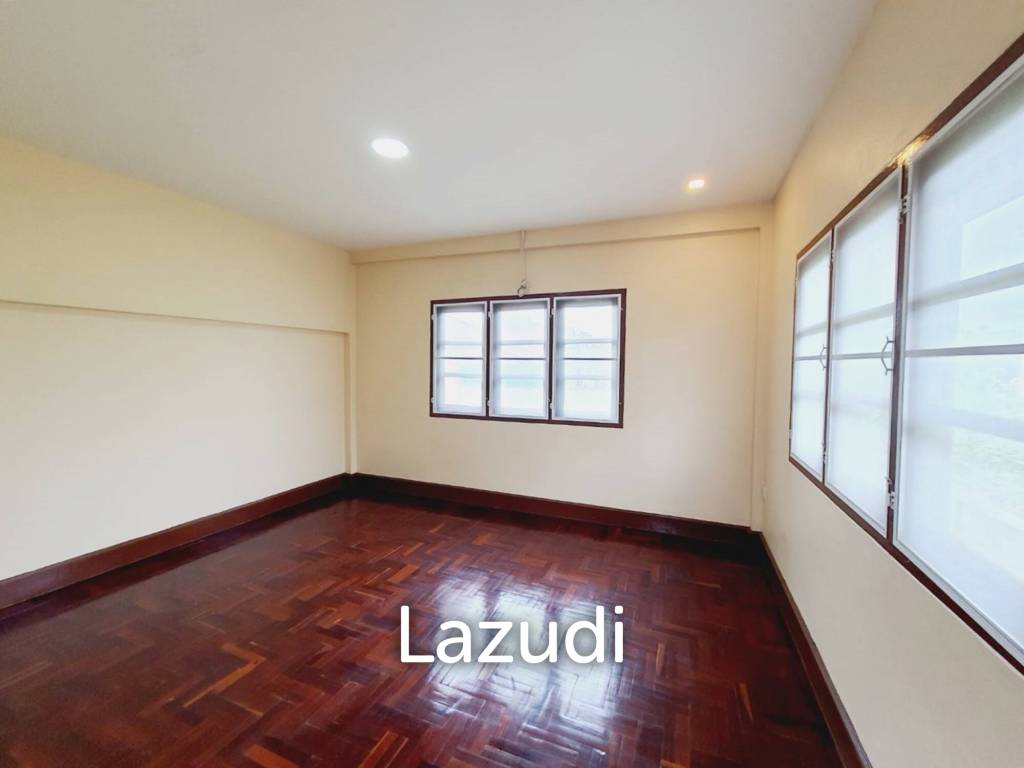 3 Beds Detached House for Sale at Tha-Sai