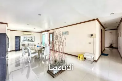 3 Bed 3 Bath 215 Sqm Condo For Sale