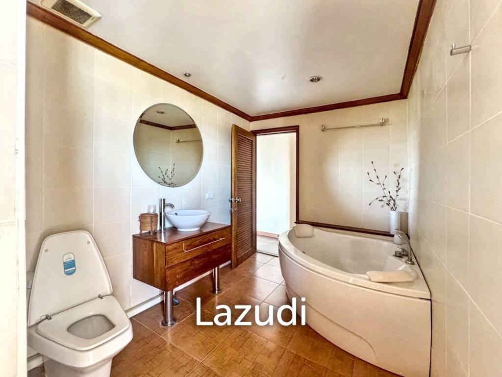 3 Bed 3 Bath 215 Sqm Condo For Sale