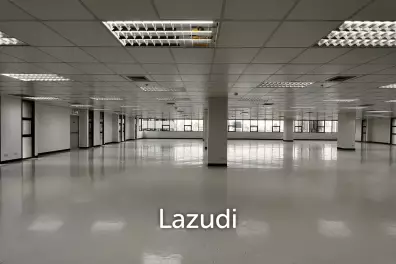 Office For Rent At Panjabhum Building
