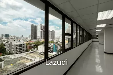 Office For Rent At Panjabhum Building